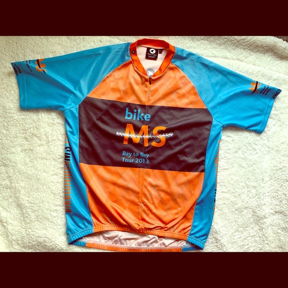 Other - 🍒3/15$ Bike Circle Jersey Dry Fit. size Large